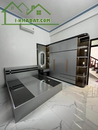 BÁN NHÀ NGUYỄN QUÝ TRỊ, TRÂU QUỲ. 45M2 * 3 TẦNG * 5,65 TỶ. NHÀ MỚI, Ô TÔ ĐỖ CỬA. - 1