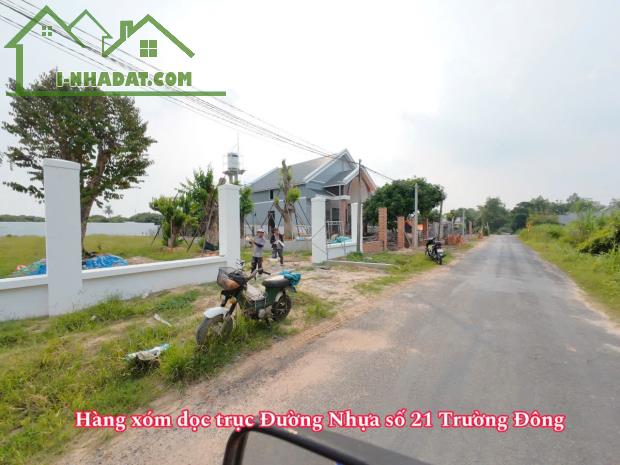 Ngộp đậm sâu đất thị xã Hòa Thành hơn 160m2 full thổ cư sổ đường 10m chỉ 4xxtr - 1