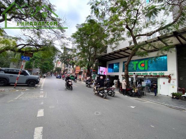 Bán đất TẶNG nhà  Phố Thụy Khuê - Đồng Cổ - Tây Hồ. Diện tích 81m² - Giá 17.99 tỷ. - 2