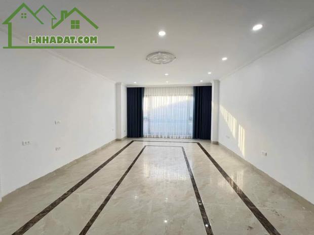 Tòa Văn Phòng – 25 Lê Văn Lương – 50m2x6T – Gara oto – Giá 21 Tỷ - 1