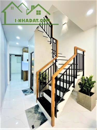 BÁN NHÀ NGAY NHÀ SÁCH PHÚ NHUẬN, HẺM THÔNG, GẦN MẶT TIỀN, 45M2 3 TẦNG 5PN ĐẸP, 6.5 TỶ HƠN - 2