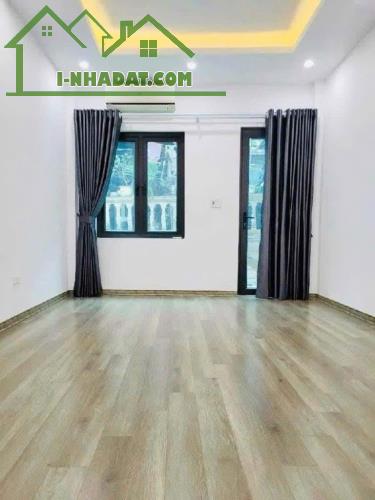 🏠NHÀ MỚI TOANH, NẰM TRUNG TÂM QUẬN HOÀNG MAI 5 Tầng nhỉnh 4 tỷ - 1