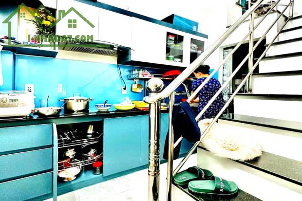 Bán nhà hẻm xe hơi, Phan Văn Trị, Gò Vấp, 4.15 x 8m, 33 m², kinh doanh - Giá 5.63 tỷ TL - 2