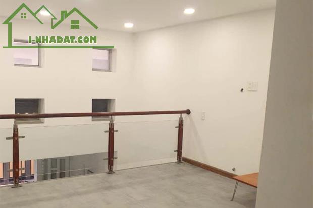 Bán nhà Phạm Văn Chiêu Phường 14 Gò Vấp, 4m x 8m vuông vức 3 phòng ngủ - Giá 5.99 tỷ TL - 1