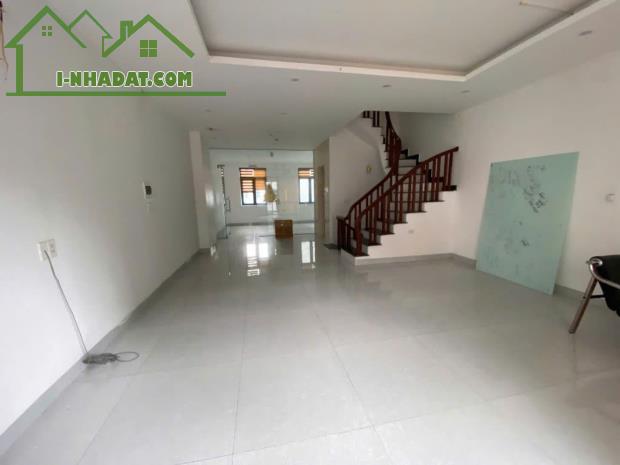 Bán nhà mặt phố Trịnh Văn Bô, 100m2, 6 tầng, thang máy, hoàn thiện đẹp, kinh doanh đỉnh