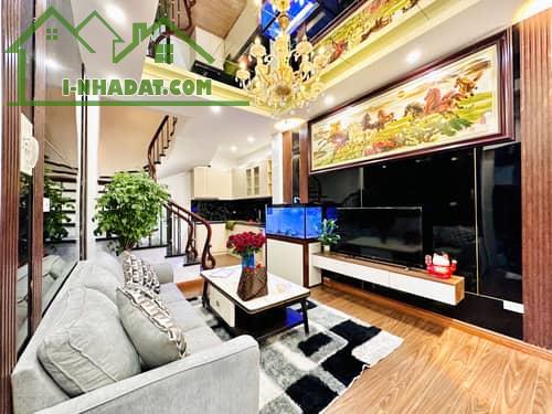 JCOBKQ 🏠 Bán Nhà Kim Ngưu, 25m², Full Nội Thất, Gần Phố, Giá Chỉ 5.5 Tỷ - 8