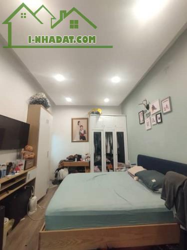 DYIRLL 🏠 Nhà Minh Khai, Lô Góc, Gần Ô Tô, 35m², 3 Tầng, Giá Chỉ 5.5 Tỷ