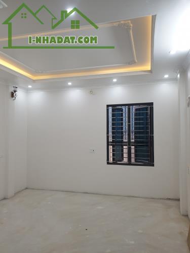 BÁN NHÀ ĐẸP 4.7 TỶ 4 TẦNG 62M2 MẶT ĐƯỜNG KHU ĐÔ THỊ THỐNG NHẤT