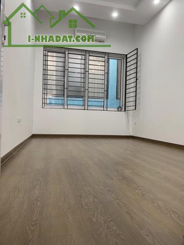 Bán Nhà 33,25m2 5 Tầng Phân Lô Ô Tô Giá Chỉ 6,9 Tỷ Phố Thái Hà Đống Đa - 1