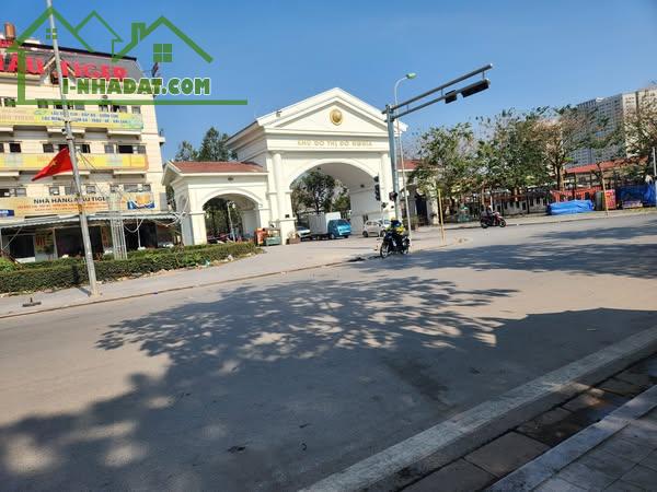 BÁN  LÔ  ĐẤT  ĐẸP  50M TỔ 8 - YÊN NGHĨA HÀ ĐÔNG  - VIEW HỒ - Ô TÔ  TRÁNH  - KINH  DOANH - 2