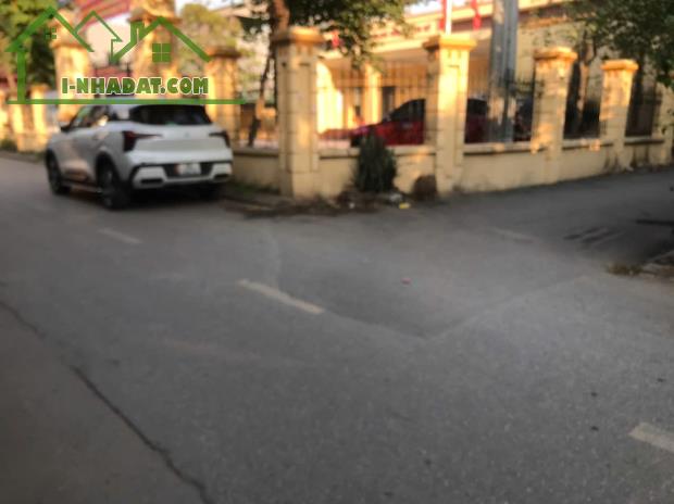 CHỈ CÓ 1 CĂN NHÀ 3TẦNG 58.5M YÊN MỸ THANH TRÌ 1NHÀ RA Đ. RẢI THẢM ÔTÔ BÁN RẺ 4 TỶ
