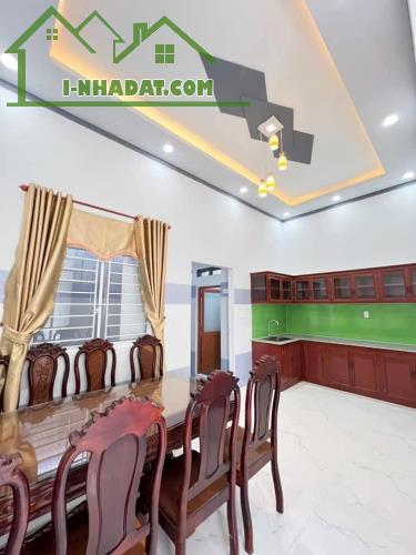 🆘CẦN BÁN NHÀ CẤP 4 GẦN VÒNG XOAY AN LẠC BÌNH CHÁNH 790TRIỆU 🏡 - 4