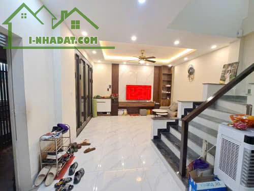 ĐỊNH CÔNG THƯỢNG - HOÀNG MAI - 73M2 x 4T - 10.1 TỶ - NHÀ ĐẸP Ở LUÔN - NGÕ Ô TÔ DỪNG ĐỖ - 1