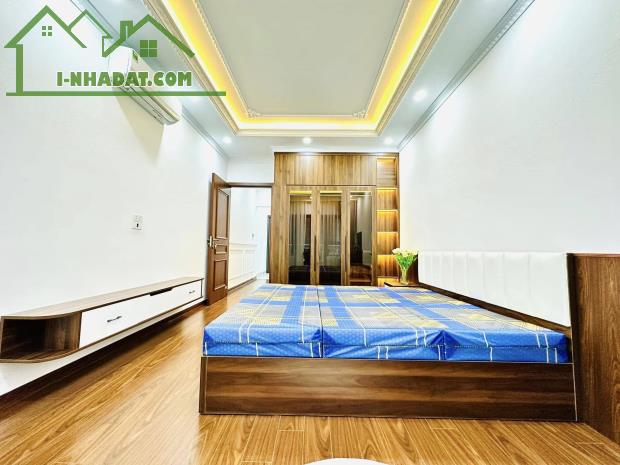 Bán Nhà 43m2 4 Tầng Gần Ô Tô Ngõ 4M 2 Thoáng Giá Chỉ 7 Tỷ Phố Tây Sơn - 1