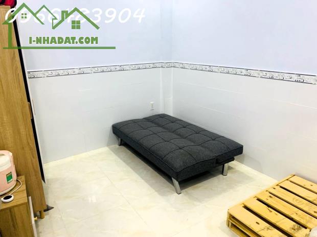 Cho thuê nhà nguyên căn 96m2 2pn full nội thất đường số 10 - Linh Xuân - 1