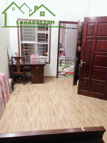 CHO THUÊ NHÀ NGUYÊN CĂN 7.2 HA VĨNH PHÚC, BƯỞI, 5 TẦNG, 30M2, 4 NGỦ, 14 TRIỆU.