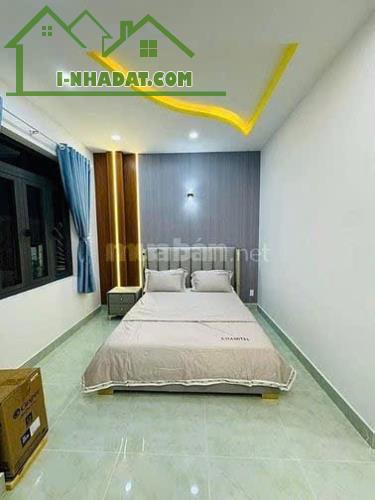 Bán nhà gần chợ Hoà Bình hẻm 4,5m. Giá 3,25 tỷ DT 55m2. Chiêu Anh Các, phường 5, Quận 5 - 2