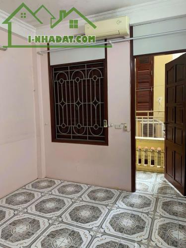 CHO THUÊ NHÀ NGUYÊN CĂN NGÕ 254 TAM TRINH, YÊN SỞ, 40M2, 4 TẦNG, 5 NGỦ, 8 TRIỆU. - 2