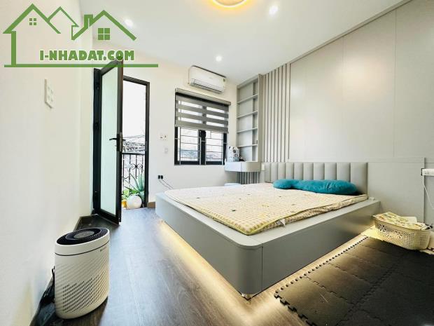 Bán nhà phố Mỹ Đình,Từ Liêm, Sát Phố,ngõ rộng,nông,gần bãi oto,tiện ích,40m*5T*mt4*nhỉnh 7 - 1