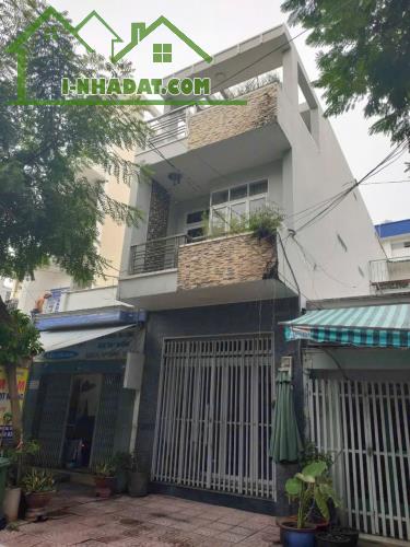 Hạ 2 tỷ bán nhanh nhà đường 11 phước bình, q.9 dt:105 m2 giá 7,5 tỷ - 2