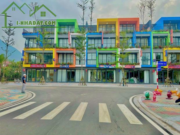 Chính chủ bán căn Shophouse 4 tầng, 2 mặt tiền tại cổng chùa Tam Chúc, giá Đầu tư