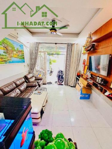 TÂY THẠNH - NHÀ MỚI ĐÓN TẾT - HẺM Ô TÔ - 60M 2 TẦNG NHỈNH 6 TỶ - 2