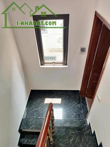 Bán nhà phố Giáp Bát, Hoàng Mai 35m, 4 tầng. Giá: 7.3 tỷ - 2