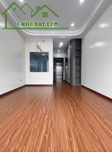 NGUYỄN VĂN CỪ 6 TẦNG THANG MÁY 44M2 ÔTÔ ĐỖ CỬA, TT TIỆN ÍCH. 10,1 TỶ - 2