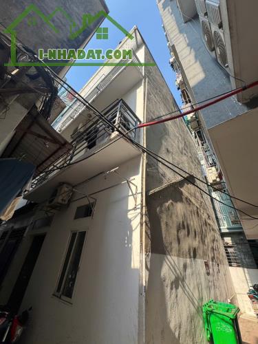 CHDV Yên Xá - Lô góc 40m2 6 Phòng – phòng nào cũng thoáng 6.3 tỷ. Ngõ 2.5m- Gần oto