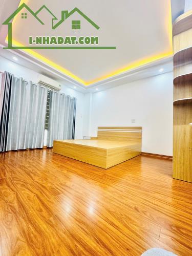 BÁN NHÀ MỸ ĐÌNH – NAM TỪ LIÊM – 40M2, 5 TẦNG – NỘI THẤT XỊN, NGÕ Ô TÔ – GIÁ 7 TỶ