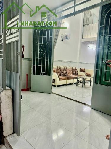 Nhà MT đường 8m, ngay Lê Văn Thịnh, 80m2, 3PN, dòng tiền 15tr/th, nhỉnh 5 tỷ - 2