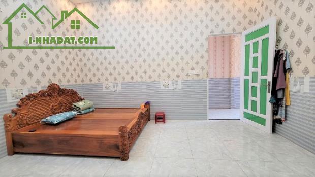 Nhà MT đường 8m, ngay Lê Văn Thịnh, 80m2, 3PN, dòng tiền 15tr/th, nhỉnh 5 tỷ