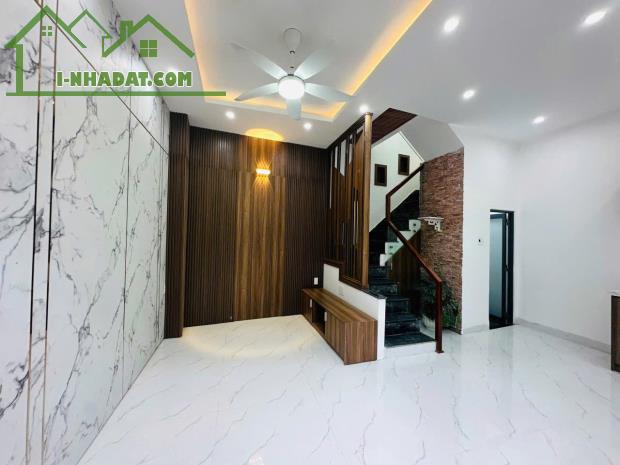 ♥ Nhà Kiệt 2.5m Hoàng Diệu đoạn K338, 31m2, 2 tầng sạch đẹp, ở ngay, nhỉnh 2 tỷ - 1