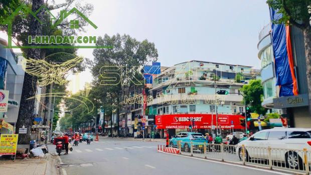 BÁN GẤP NHÀ PHỐ, DIỆN TÍCH 557.6m² GIÁ 92 TỶ - HOTLINE: 0984.388.599 - 3