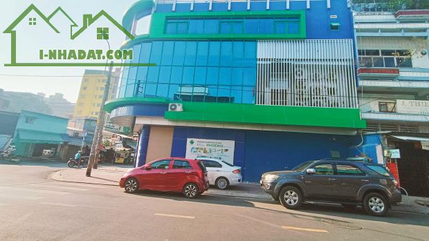 Nhình 14 tỷ bán nhà CMT8, QUẬN 3, 120m2 xây CHDV - 3