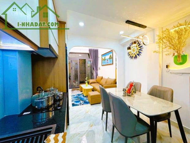 4 TẦNG FULL NỘI THẤT - DTSD 72M2 - ÔTÔ SÁT NHÀ - GẦN MẶT TIỀN NGUYỄN VĂN ĐẬU - BÌNH THẠNH. - 2