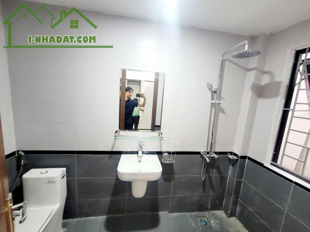 Bán Nhà Tân Lập - Đan Phượng 30m2*5Tầng. Chỉ vài bước ra hồ điều hòa ôtô tránh để ngày đêm