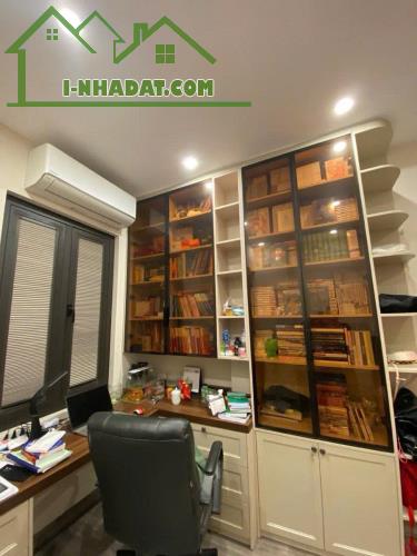 PHÂN LÔ ĐƯỜNG LÁNG - TT ĐỐNG ĐA - ÔTÔ ĐỖ CỬA - NHÀ ĐẸP Ở SƯỚNG 43m 5tầng giá 12.8tỷ - 1