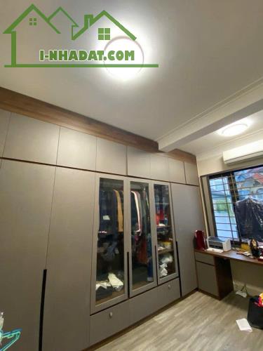 PHÂN LÔ ĐƯỜNG LÁNG - TT ĐỐNG ĐA - ÔTÔ ĐỖ CỬA - NHÀ ĐẸP Ở SƯỚNG 43m 5tầng giá 12.8tỷ - 2