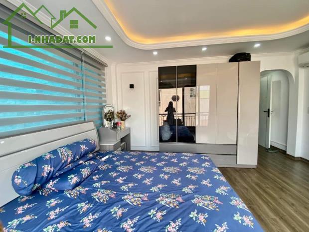 Bán Nhà Phố Aí Mộ, Lô Góc Full Nội Thất, Cạnh Công Viên Ôtô Đỗ Cổng, 35m2 x 5T, Gía 6,2 Tỷ - 3