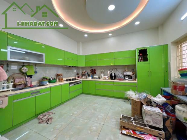 Bán Nhà Mặt Tiền Dương Khuê, Víp Tân Phú, 230m2, Ngang Khủng 10m, 3 Tầng, Nhỉnh 32 Tỷ TL. - 1