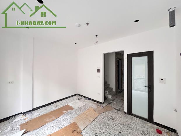Dòng tiền 70 Triệu/tháng Trung Liệt Đống Đa 40m2, 7 tầng 10 phòng khép kín Giá 10.9 tỷ - 2