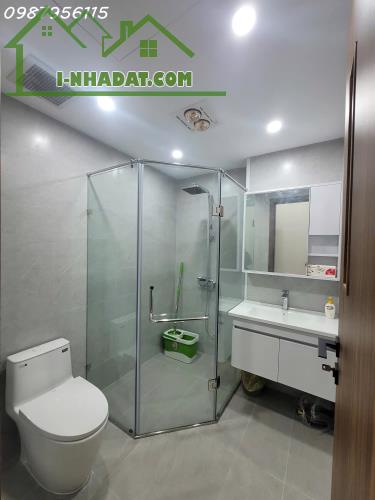 ++ Nhà Nguyễn Văn Cừ - Ngõ ô tô - Cách cầu Chương Dương 850m - 45m2*6T*4m, thang máy - 4