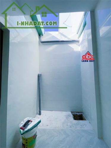 NP1098 nhà cấp 4 trung tâm, khu xóm an ninh. thuận tiện khu hành chính TP - 2