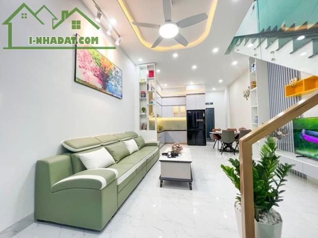 Nhà bình chánh - 1 tỷ 050 - 80m2 - thiết kế hiện đại - nhà giá ngộp !! - 3