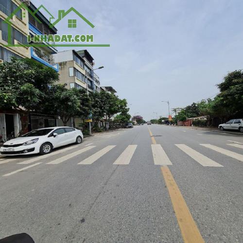 50m2 phố Thành Trung, Trâu Quỳ, Gia Lâm, Kinh doanh ngày đêm. Lh 0989894845 - 3