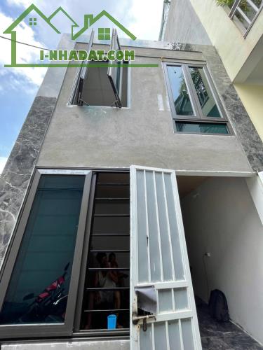 Bán Nhà Dân Xây Vân Canh, 37m2. Thoáng trước sau nhà C4 cốt móng chắc lên tầng thoải mái.