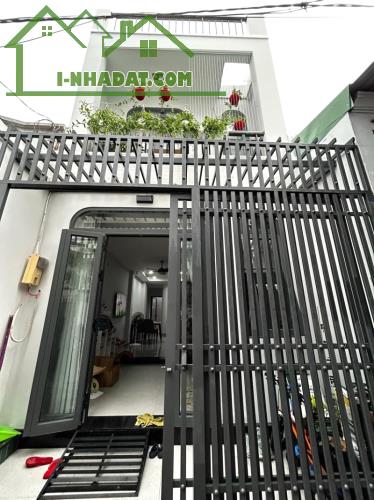 Hiếm Bán Nhà 2 Tầng 53m2_4*13_3PN chỉ 4 Tỷ Nhỉnh Gần Chợ Thủ Đức Trường Thọ Mới Ở Ngay - 1