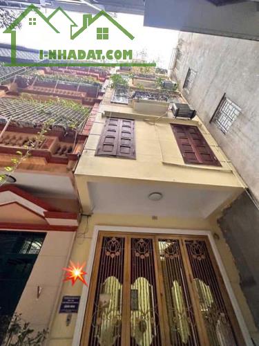 NGUYỄN CHÍ THANH - ĐỐNG ĐA - 46M2 - MT 4.2M - 18.8 TỶ - GẦN PHỐ -OTO ĐỖ CỬA - 1