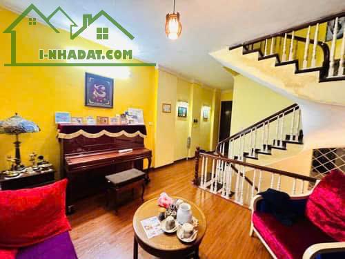 NGUYỄN CHÍ THANH - ĐỐNG ĐA - 46M2 - MT 4.2M - 18.8 TỶ - GẦN PHỐ -OTO ĐỖ CỬA - 3